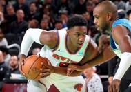 今年会app下载-包含关键一战！尼克斯战胜雄鹿，晋级壮志凌云的词条