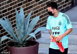 队员的技术犯规是指所有不包括与对方队员接触的犯规 队员的技术犯规是指所有不包括与对方队员接触的犯规