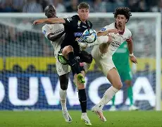 包含格拉茨球员受伤离场,对球队实力造成不利影响的词条 包含格拉茨球员受伤离场,对球队实力造成不利影响的词条